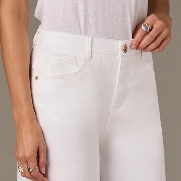 Wit & Wisdom WHITE WYATT SKYRISE FRAY HEM WIDE LEG BOYFRIEND JEANS - Picture 5 of 5